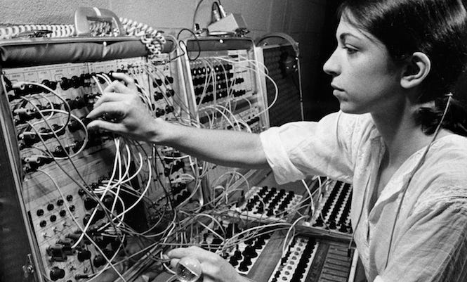 Suzanne Ciani's 1975 Buchla Concerts get vinyl release from Finders Keepers  - The Vinyl Factory