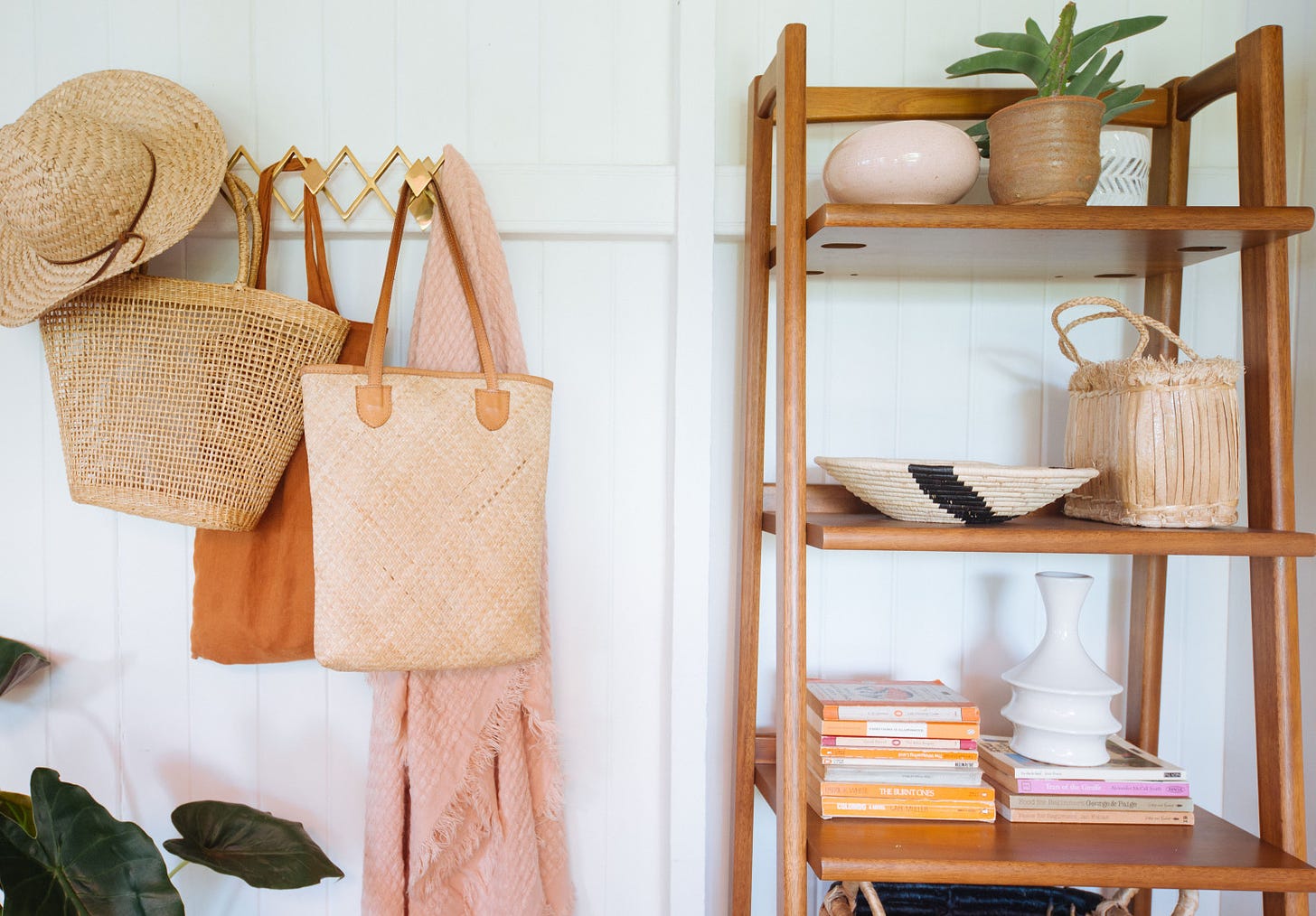 A Simple Guide to Decluttering & Organising Your Space (In 4 Weeks!) |  Collective Gen