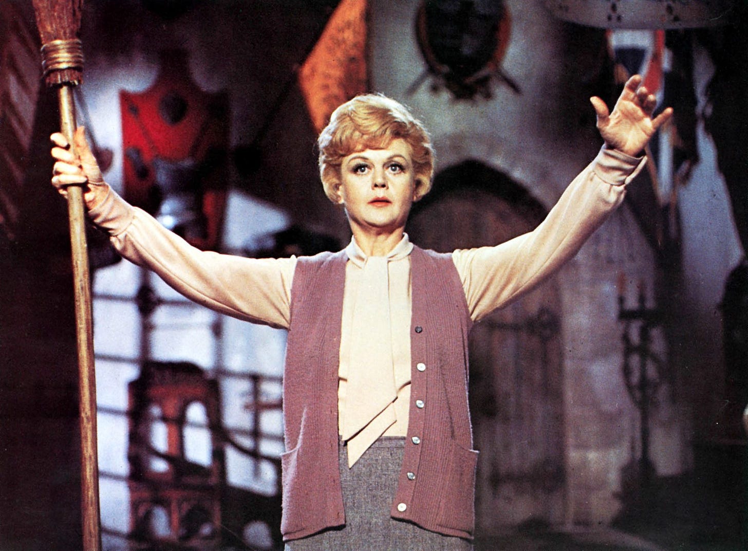 Angela Lansbury in Bedknobs and Broomsticks | Angela lansbury