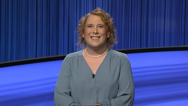 Reigning "Jeopardy!" champion Amy Schneider has revealed she was robbed over the weekend.