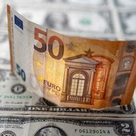 The Euro-US dollar exchange rate has parity for the first time in two decades