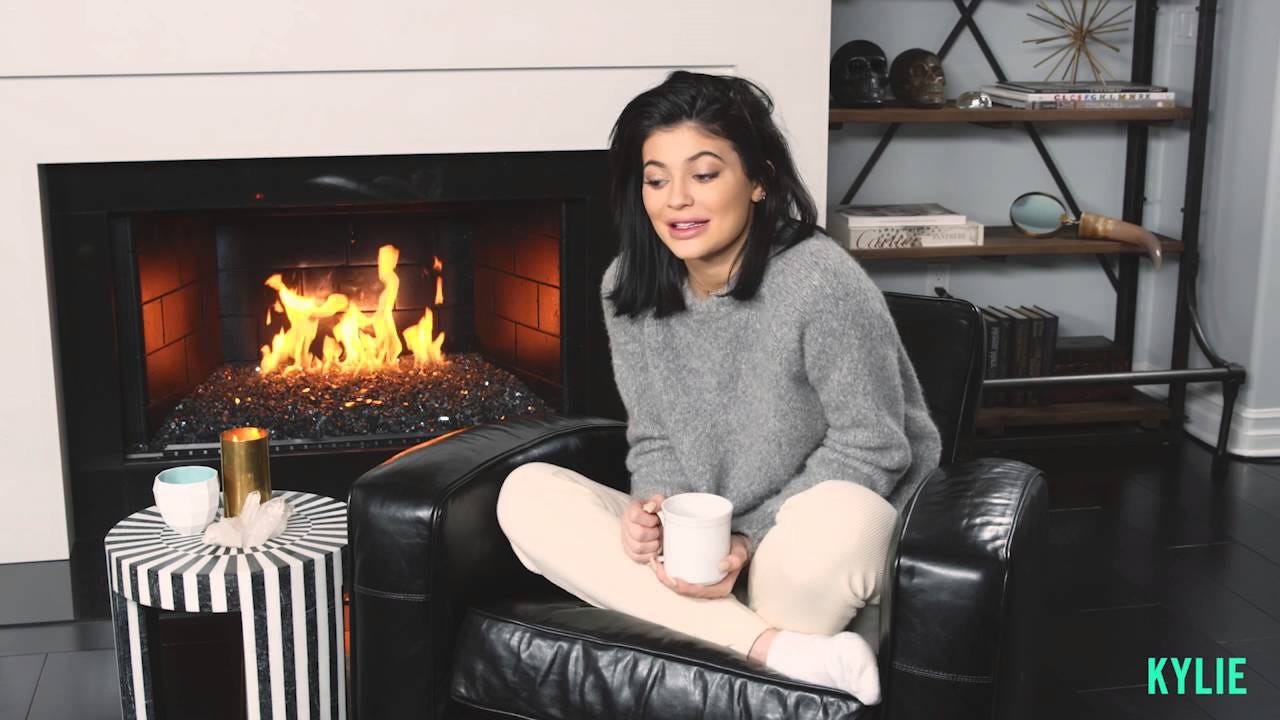 KYLIE UP CLOSE: My 2016 Resolutions - YouTube