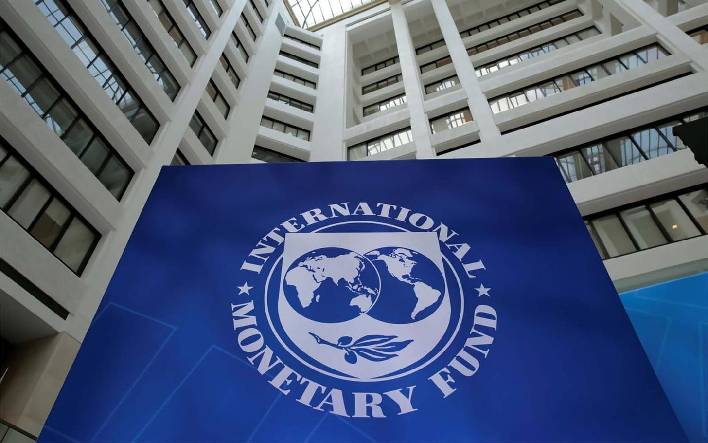 IMF says Nigeria's economy will grow by 2.7% in 2022