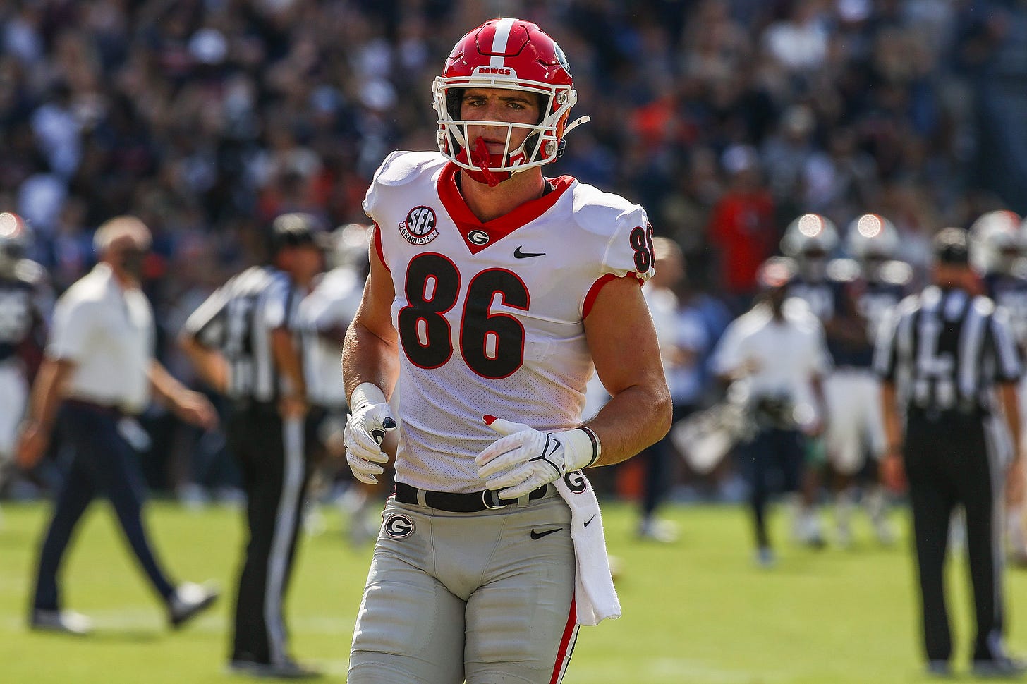 Georgia tight end John FitzPatrick (86) during a game against Auburn at the Jordan-Hare Stadium in Auburn, AL., on Saturday, Oct. 9, 2021. (Photo by Mackenzie Miles) Georgia tight end John FitzPatrick (86) during a game against Auburn at the Jordan-Hare Stadium in Auburn, AL., on Saturday, Oct. 9, 2021. (Photo by Mackenzie Miles)