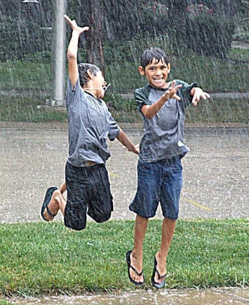 Greatest Advertisement of all Time: Dancing in the Rain Greatest Advertisement of all Time: Dancing in the Rain