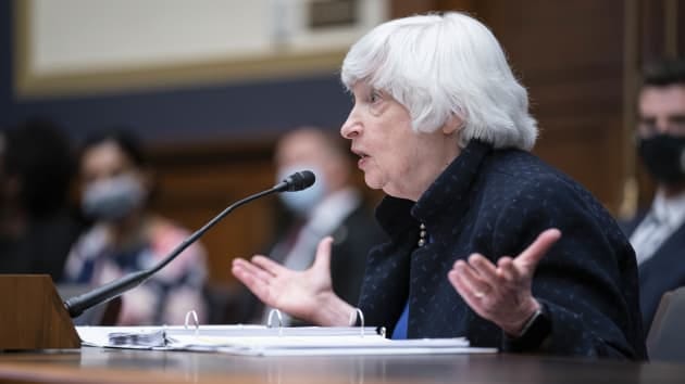 https://www.cnbc.com/2021/09/30/yellen-lends-support-for-effort-to-remove-the-debt-ceiling-altogether.html