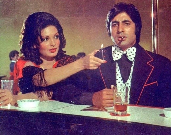 Parveen... Amitabh...deewar | Vintage bollywood, Parveen babi, Bollywood