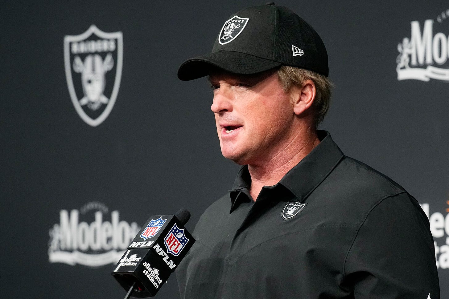 Jon Gruden Emailed Homophobic and Mysogynistic Comments - The New York Times