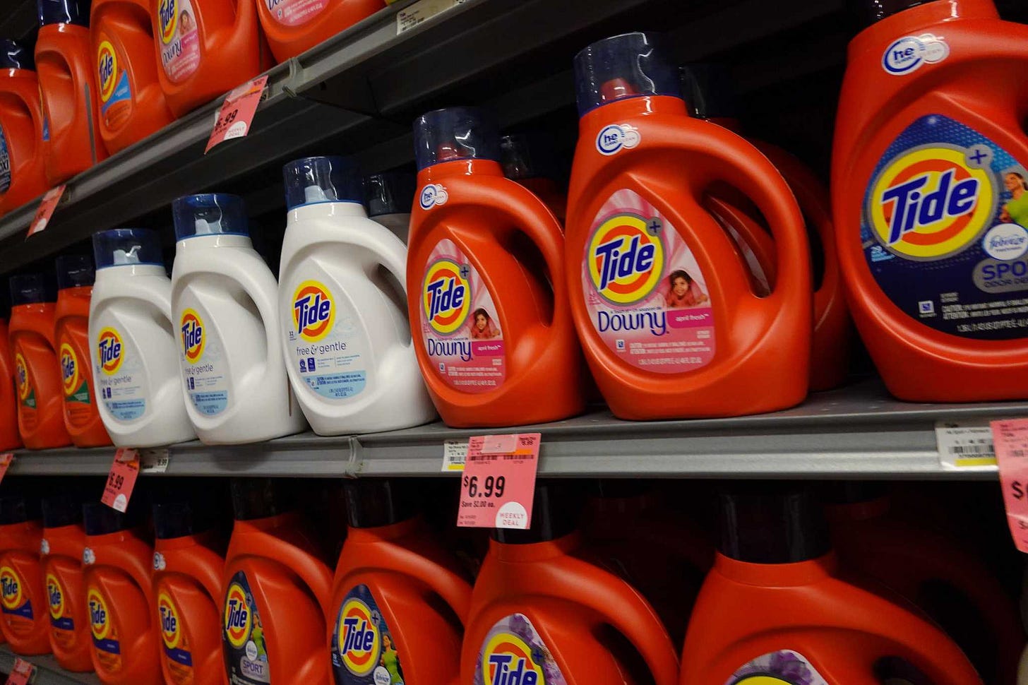 Why are thieves stealing Tide laundry detergent in Connecticut?