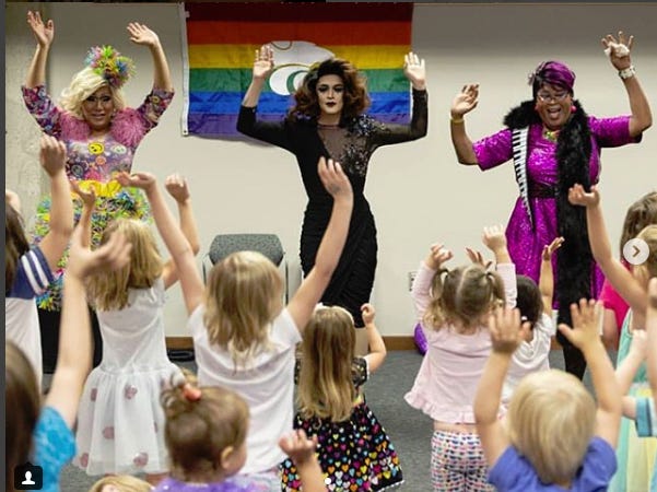 Drag Queen Story Hour Brings Fun—And Continued Protests | School Library  Journal