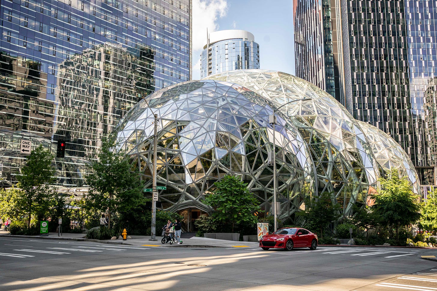 Amazon turns headquarters into cooling center amid Seattle heat wave