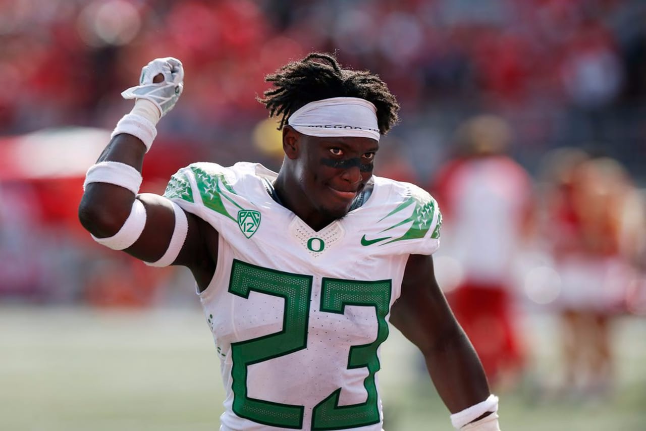 Verone McKinley III returns to the big stage and comes up huge during  Oregon Ducks' 35-28 win at No. 3 Ohio State - oregonlive.com