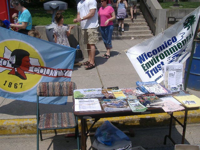 I'll see more of these guys in a couple days, but prominently featured on this table were books by my favorite growth alarmist, Eben Fodor.