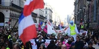 Grève du 5 février: la manifestation à Paris rassemble 18.000 personnes,  selon la préfecture | Le HuffPost