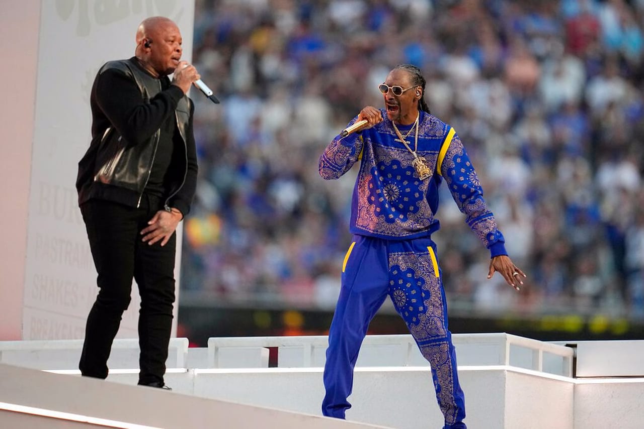 Dr. Dre, Snoop Dogg and friends bring &#39;90s nostalgia to the Super Bowl 2022  halftime show - oregonlive.com