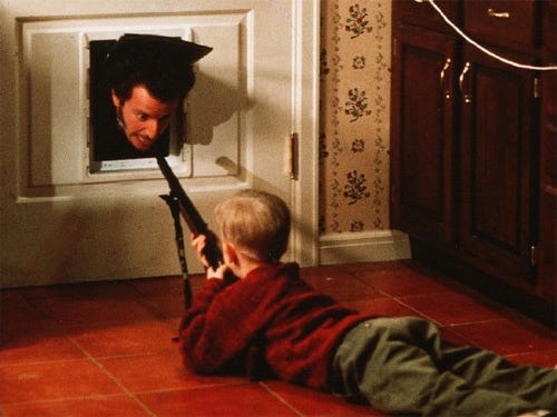 Doctor Diagnoses The Severity Of &#39;Home Alone&#39; Burglars&#39; Injuries - LADbible