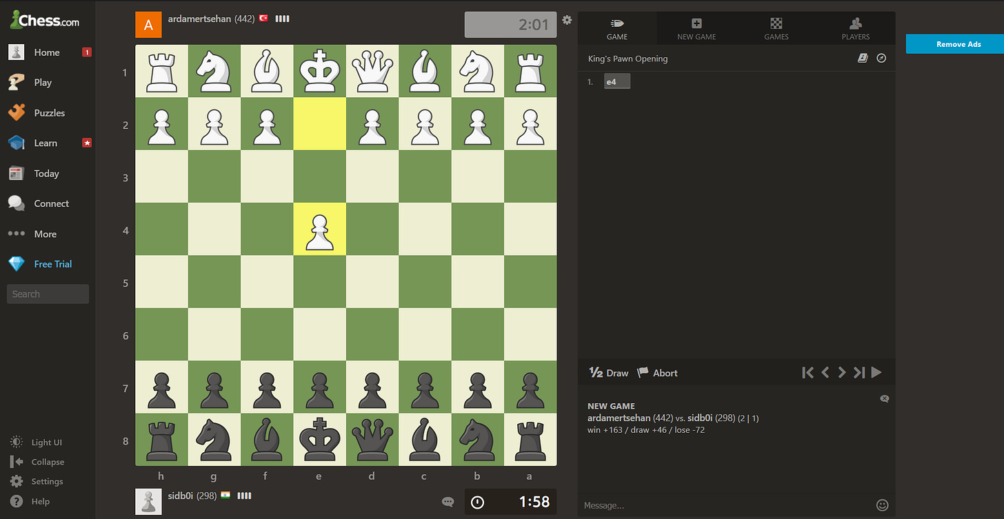 An ongoing game on Chess.com