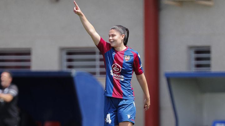 Levante 2-1 Granadilla: María Méndez empuja al Levante hacia las  semifinales de la Copa - AS.com