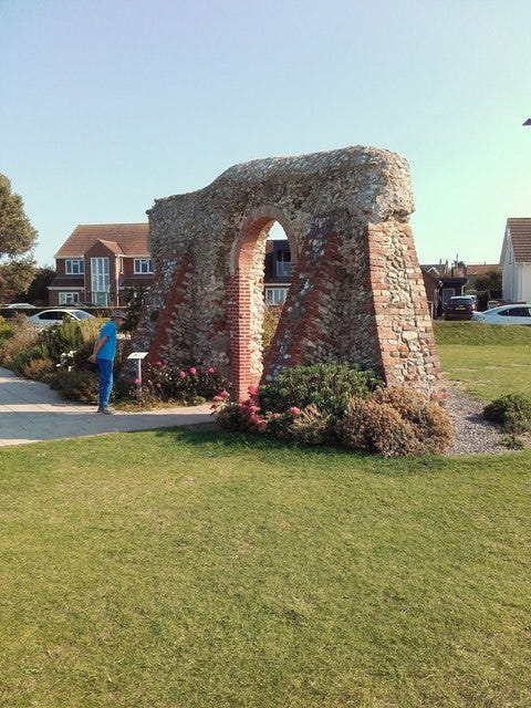 St Edmund's Chapel remains