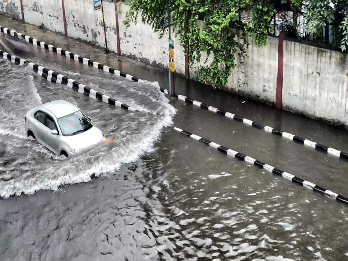 Delhi records highest one-day rain for August in at least 13 years, IMD  issues orange alert | Delhi News - Times of India