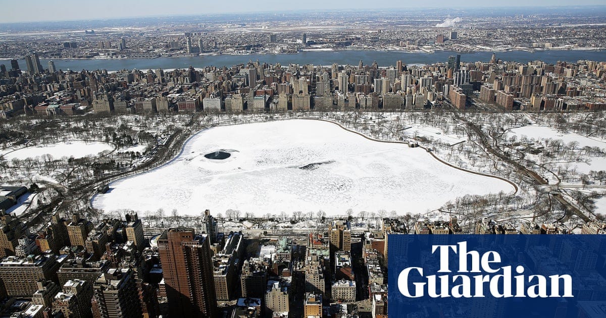 Hudson River is frozen as photos show New York in deep freeze - in pictures  | US news | The Guardian