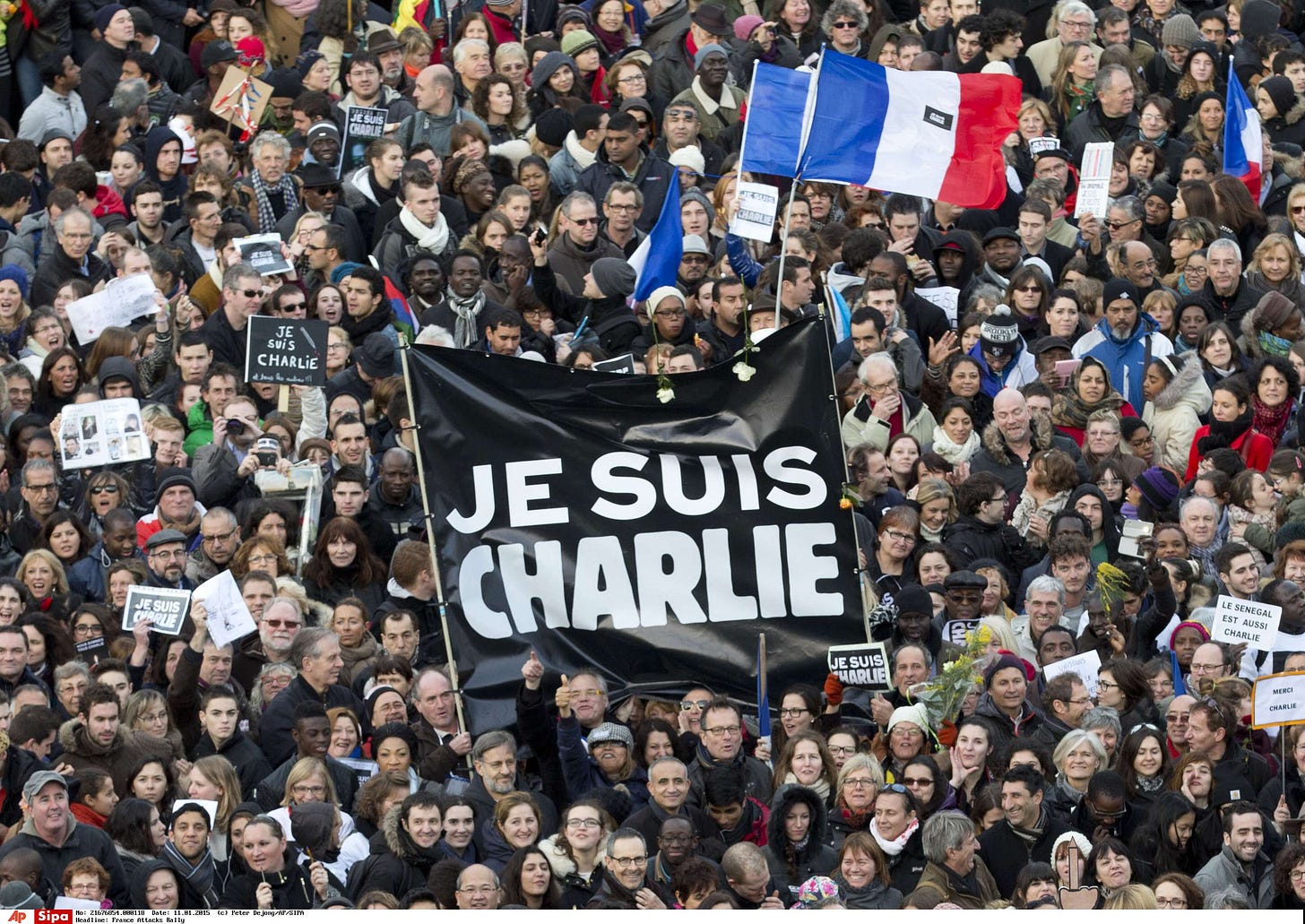 Image result from https://www.humanite.fr/lenvers-du-je-suis-charlie-573149