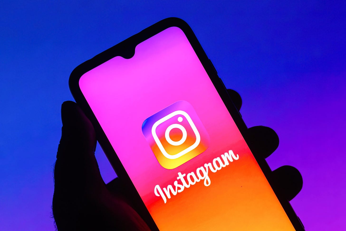 Instagram down: glitch causes Reels and Stories outage for UK users | Metro  News