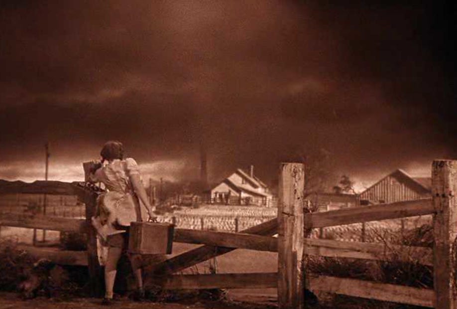 The Wizard of Oz tornado scene was the costliest, not directed by Victor  Fleming - The Weather Network