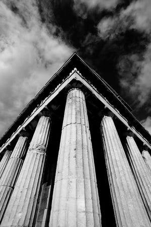 Mono corner columns of Temple of Hephaistos.jpg