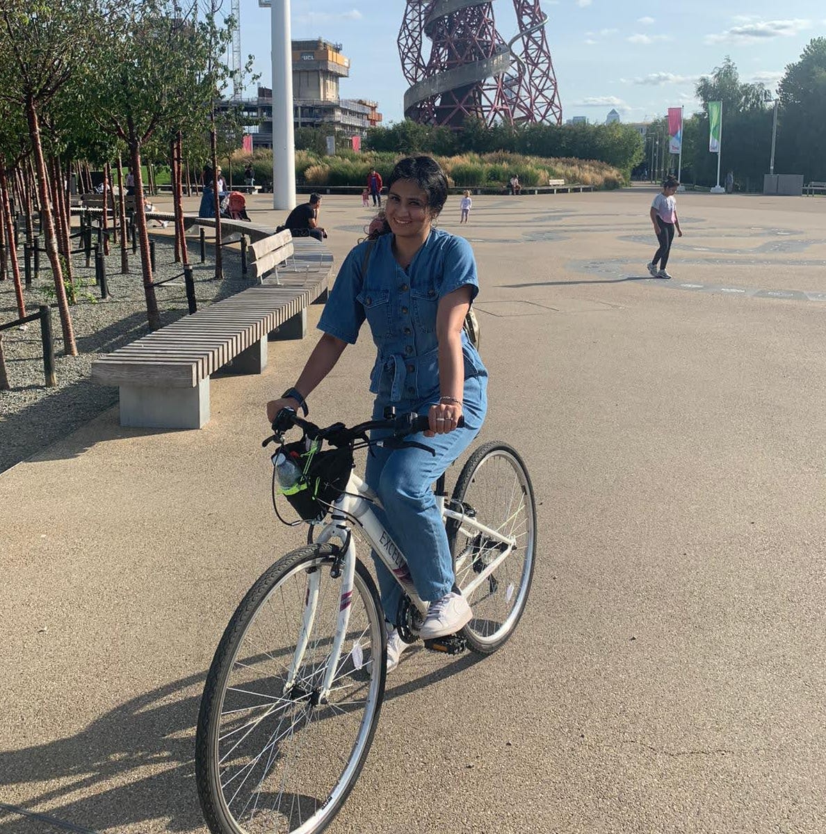 picture of arfah on a bike in olympic park