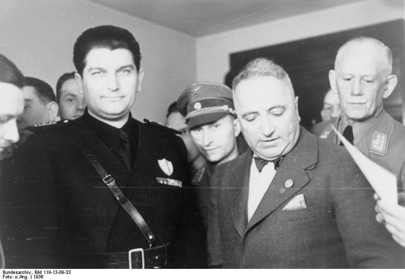 Bundesarchiv Bild 119-13-09-33, Robert Ley und Tullio Cianetti.jpg
