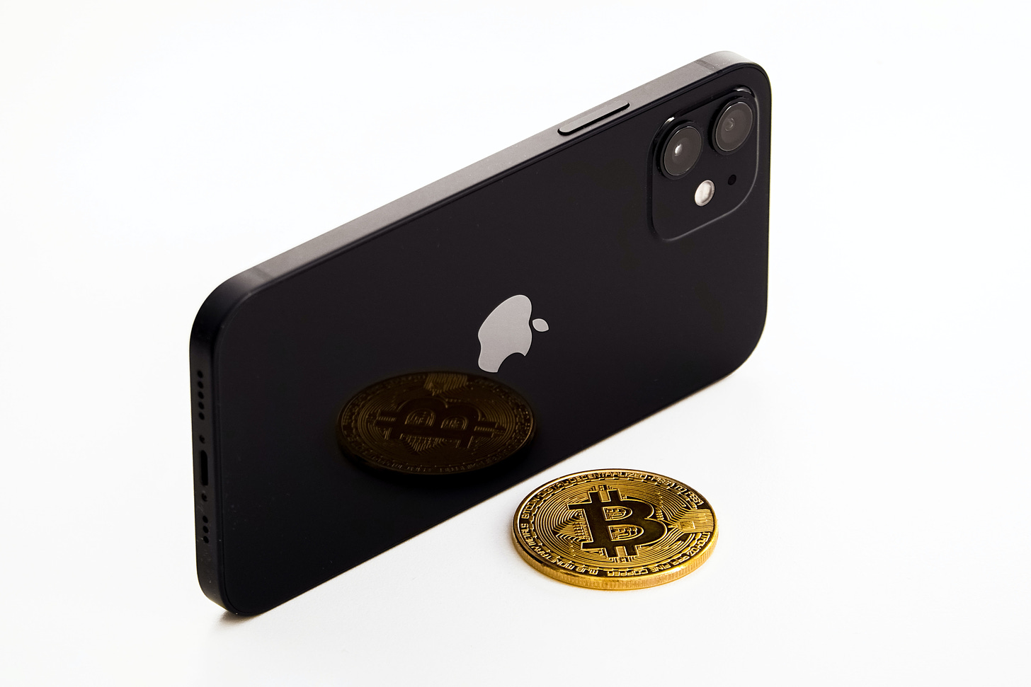 iphone apple bitcoin money