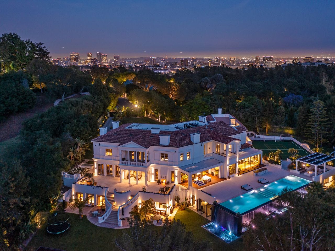 The Weeknd Buys $70 Million Mansion in One of L.A.&#39;s Biggest Deals of the  Year - WSJ