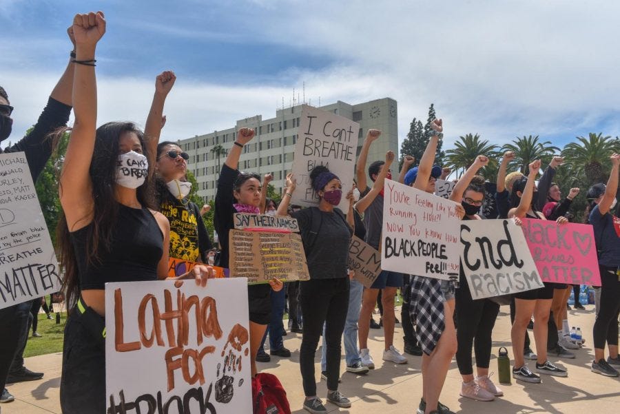 A+George+Floyd+protest+in+front+of+the+University+Library+on+June+2%2C+2020%2C+in+Northridge%2C+Calif.