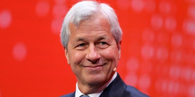 Bitcoin has no value and authorities will soon 'regulate the hell out of  it,' says JPMorgan CEO Jamie Dimon- hodl, they're scared 😨 : r/ CryptoCurrency