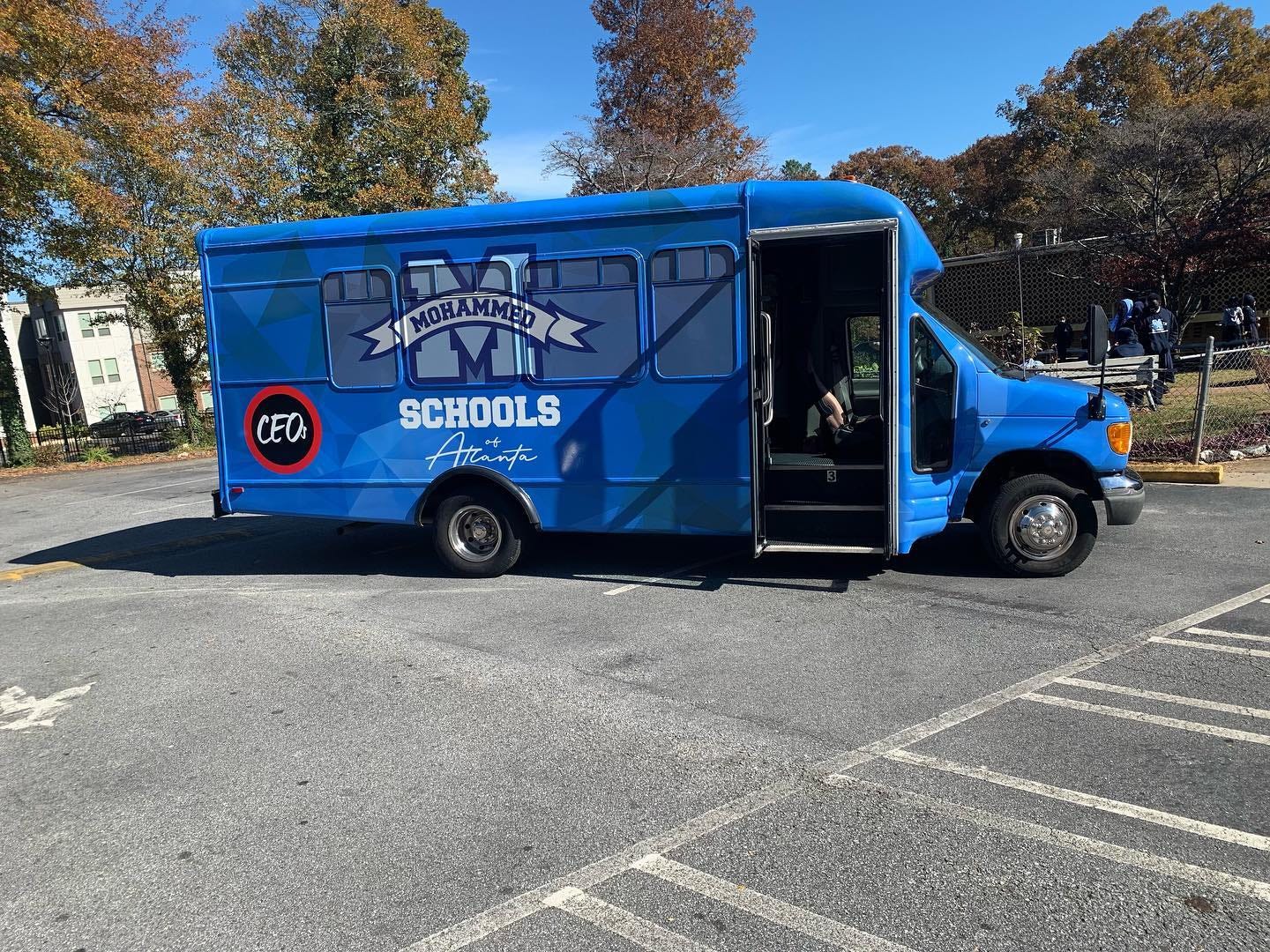 They&#39;re Holding Back Tears&#39;: Atlanta Basketball Team Gifted a New Bus By  Group of Black CEOs