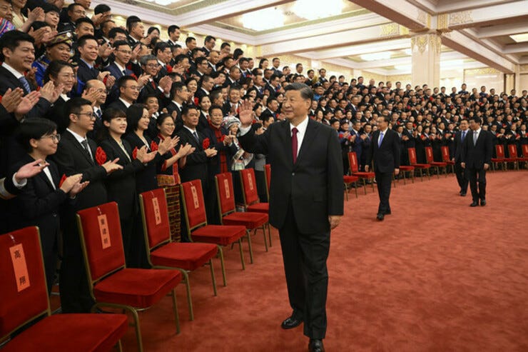 Es probable que Xi Jinping salga del cónclave con un tercer mandato, asegurando al menos cinco años más  | Li Xueren/Xinhua vía AP Photo