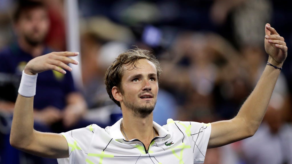 US Open: Russia's Daniil Medvedev masterfully trolls booing crowd
