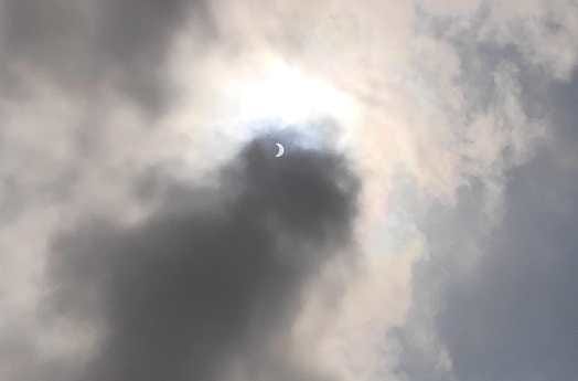 Annular Solar Eclipse seen from Nashik, Mumbai. Credits: Manvi Dhawan