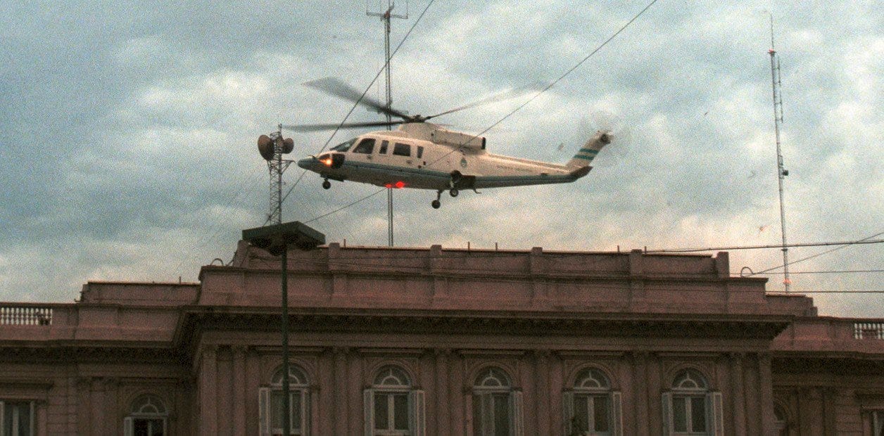 Murió Fernando de la Rúa: la salida en helicóptero de la Casa Rosada que  selló su breve mandato como presidente