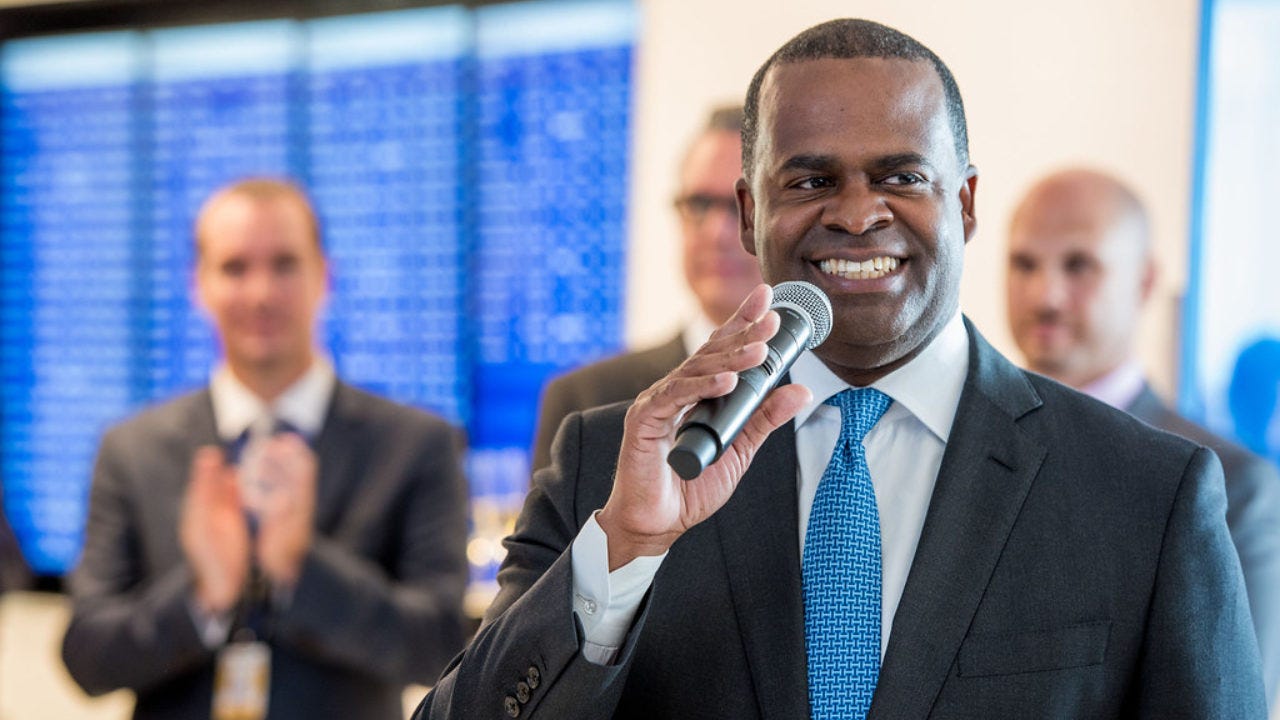 Former Atlanta Mayor Kasim Reed Accused of Using Campaign Funds for  Personal Use