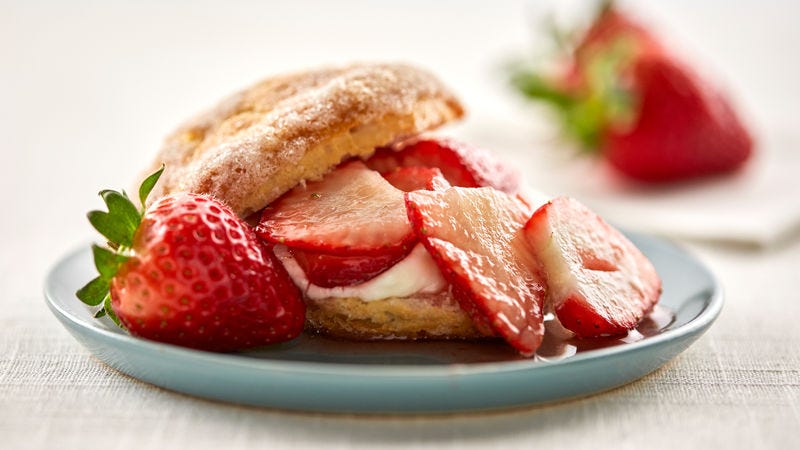 Grands!® Strawberry Shortcakes Recipe - Pillsbury.com