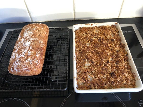 Wholemeal bread and apple crumble