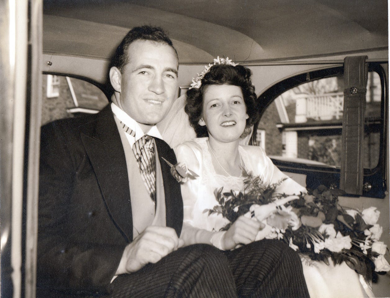 Jack and Helen in car