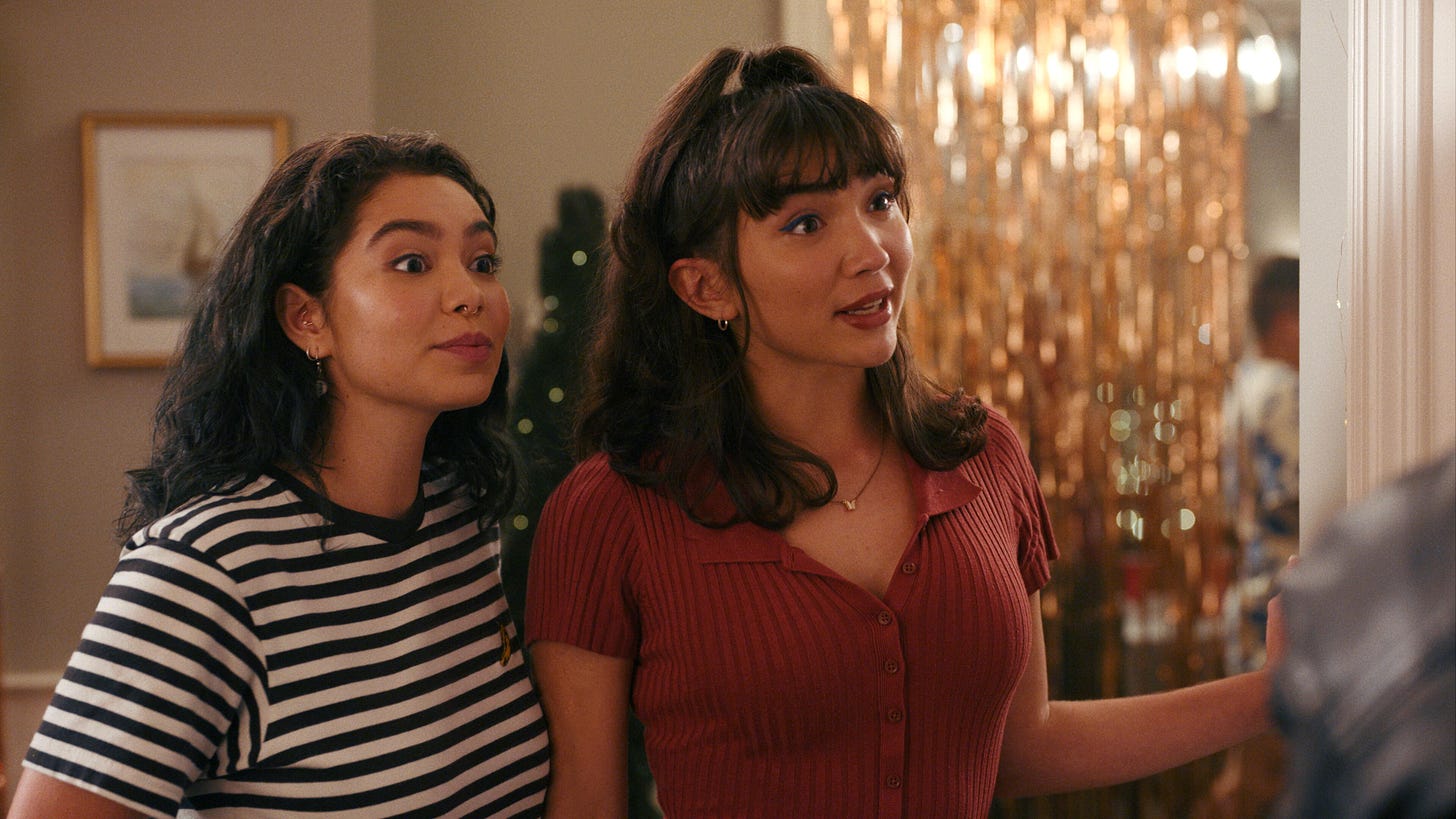 Crush' Review: Hulu's Cute LGBTQ Teen Rom-Com Is So Gen Z | IndieWire