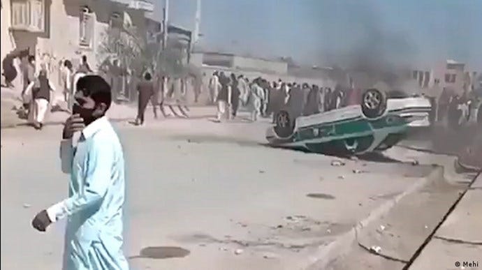 Iran: Protests continue in Sistan and Baluchestan over killing of fuel  porters by IRGC forces | People's Mojahedin Organization of Iran (PMOI/MEK)