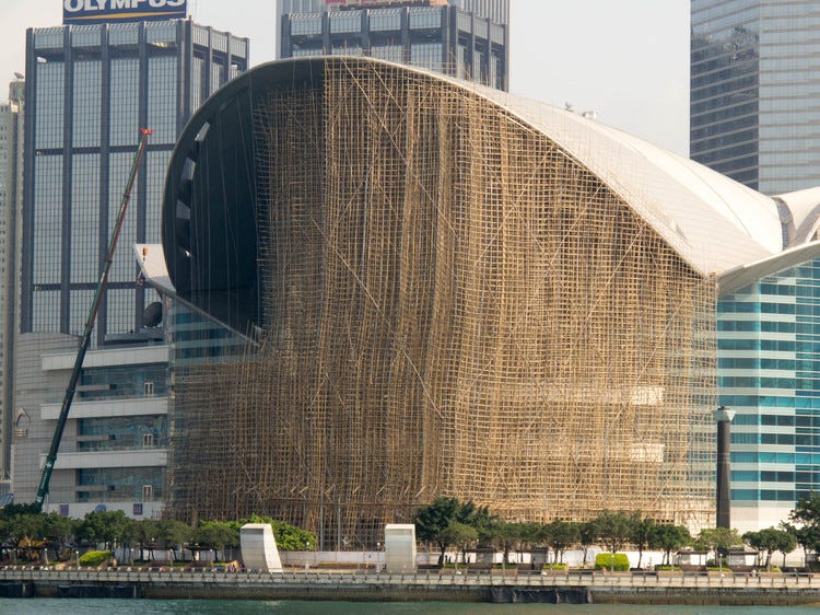 Watch How Bamboo Scaffolding Was Used to Build Hong Kong's Skyscrapers |  ArchDaily