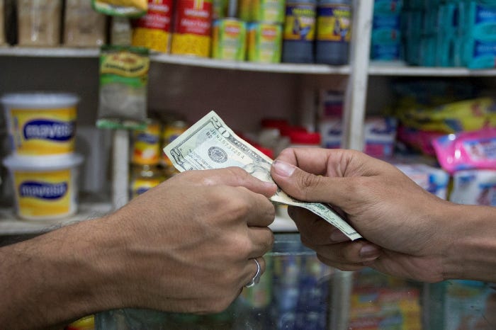 Qué puedo comprar con 5 dólares una pregunta común en Venezuela - Primicias  24