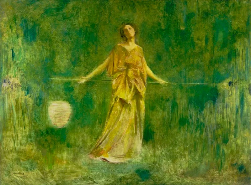 reprodução da pintura symphony in green and gold, por thomas wilmer dewing, onde uma mulher branca com um vestido amarelo e rosado, feito com tecido nobre, posa diante de um fundo predominantemente verde.