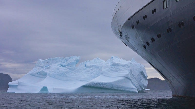 Titanic nearing the iceberg